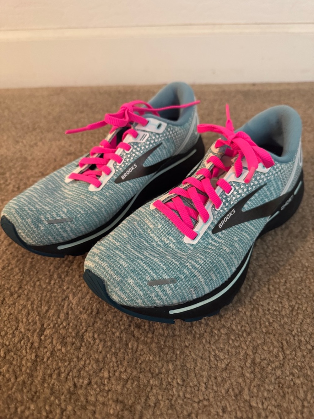 Brooks Teal Knit Running Shoes with Hot Pink Laces